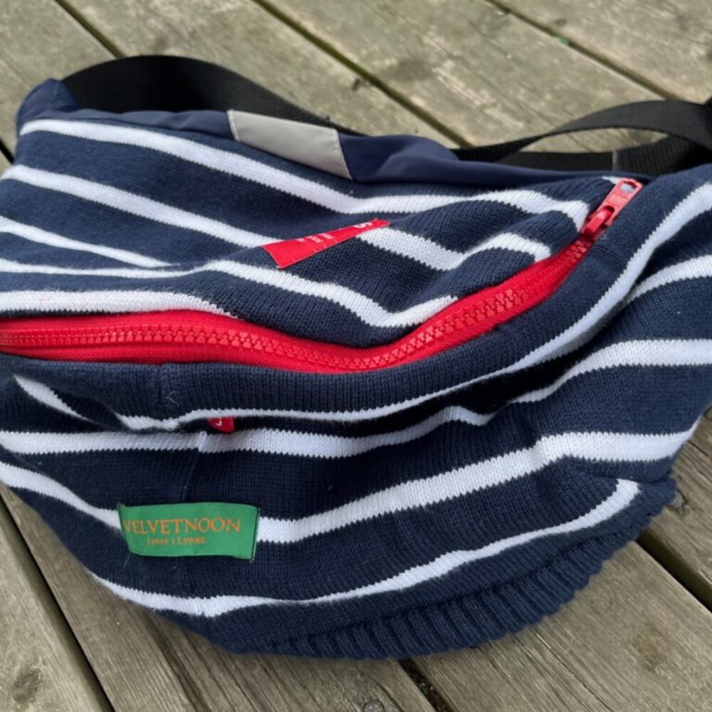 Håndsyet Bumbag af aflagt Breton-sweater fra LYNÆS