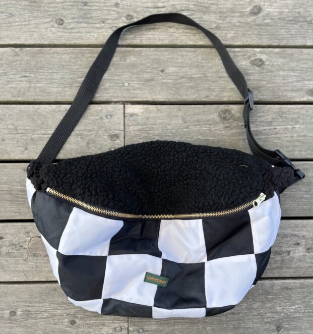 Bumbag white upcycling