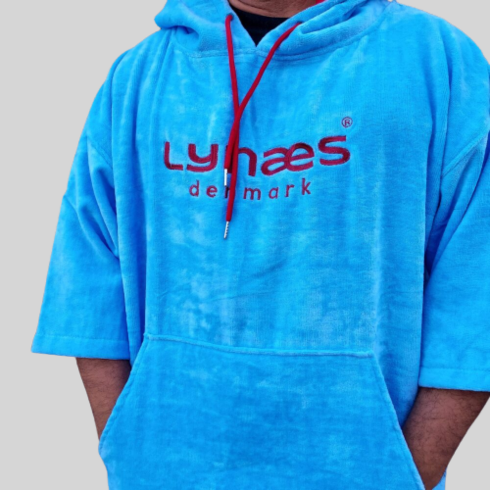 UDSOLGT ** LYNÆS luksus hav-poncho i 100% bomuld - blå
